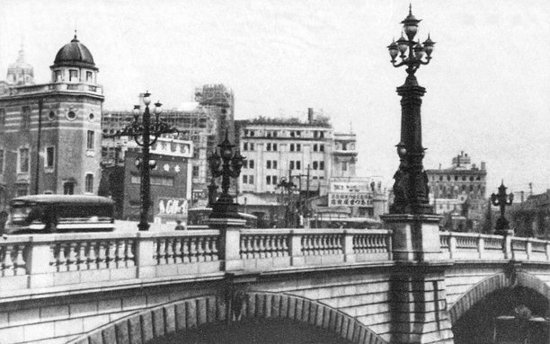 1932年日本东京日本桥的复古照片图片下载