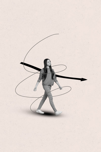 挑战、障碍、困扰、逃脱、成就的年轻女士微笑着走路，箭头指引方向的海报模板趋势艺术照片拼贴。图片下载