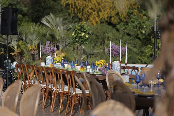 活动派对或婚礼接待的桌面布置库存照片图片下载