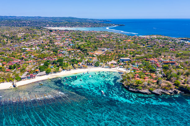 巴厘岛，印度尼西亚，魔鬼之眼，蓝梦岛的航拍照片，包括岛屿和海洋。图片下载