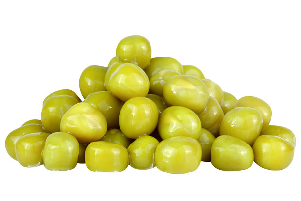 一堆罐装青豌豆，孤立在白色背景上，真实照片用于食品设计。图片下载