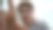 视角 POV 白人男性 使用网络摄像头的男性 触摸屏 用户 放大照片 手机上瘾 滚动智能手机 商务用户 手指 城市户外 显示 商务人士 放大图片下载