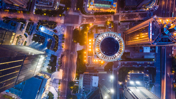 中国上海陆家嘴的航拍照片。图片下载