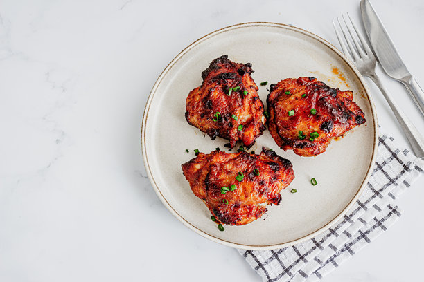 粘稠的韩国辣椒酱鸡肉照片正上方图片下载