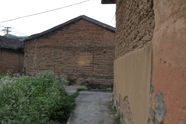 中国福建南平的古风泥墙建筑图片下载
