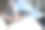 孩子坐在车里，安全带系好，特写照片图片下载