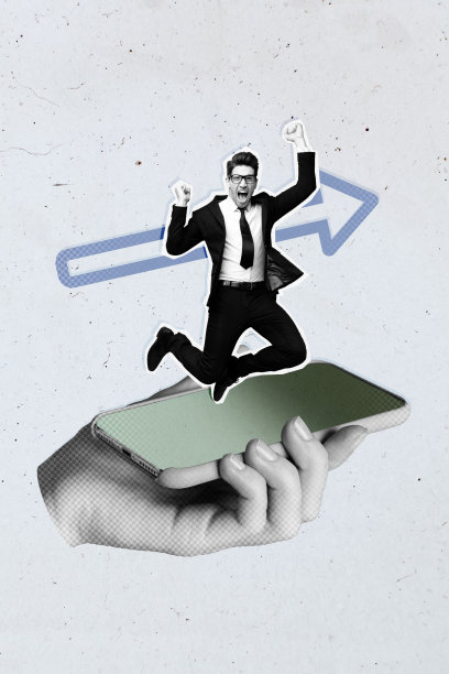 快乐的商人和商妇自由职业者站在手机屏幕前，展示创意海报横幅的照片拼贴，象征着发展机会。图片下载