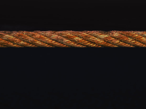 黑色背景上的火焰抽象绳索纹理，风格化照片图片下载