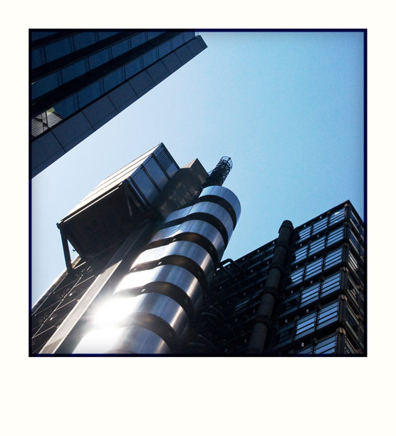 劳埃德大厦 伦敦城市 地标建筑 宝丽来照片图片下载