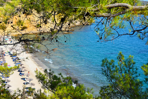 希腊岛屿塔索斯的利梅纳里亚梅塔利亚海滩库存照片图片下载