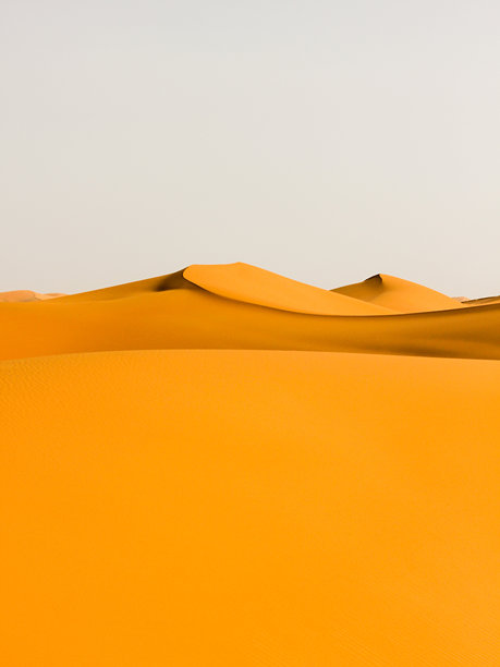 撒哈拉梅尔祖卡沙漠中的艺术照片沙丘图片下载