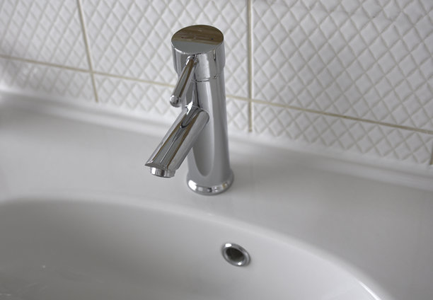 Neuvecelle - 淋浴室水龙头图片下载