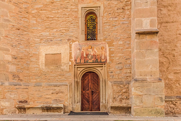 城市建筑，街道照片 - 欧洲，东欧，罗马尼亚 - 佳能 EOS 4000D图片下载