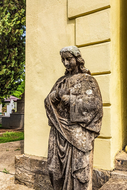 城市建筑，街道照片 - 欧洲，东欧，罗马尼亚 - 佳能 EOS 4000D图片下载