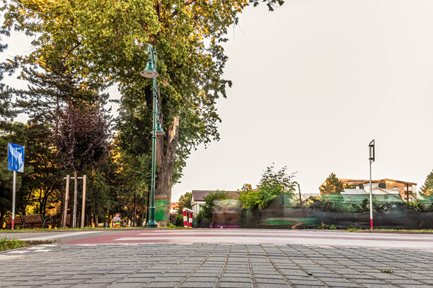 城市建筑，街道照片 - 欧洲，东欧，罗马尼亚 - 佳能 EOS 4000D图片下载