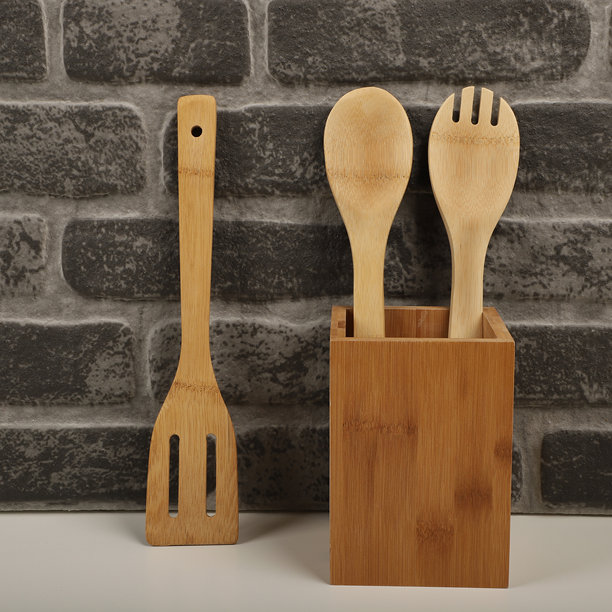 竹制餐具收纳架，竹制厨房用具，概念拍摄电商照片。图片下载