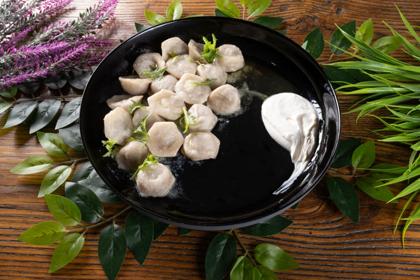 乌克兰美食饺子展示照片图片下载