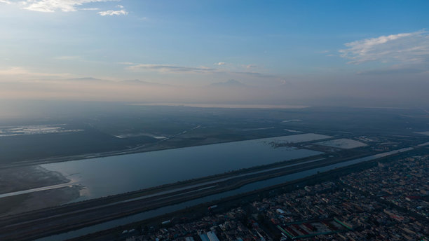 特斯科科机场，航拍照片图片下载