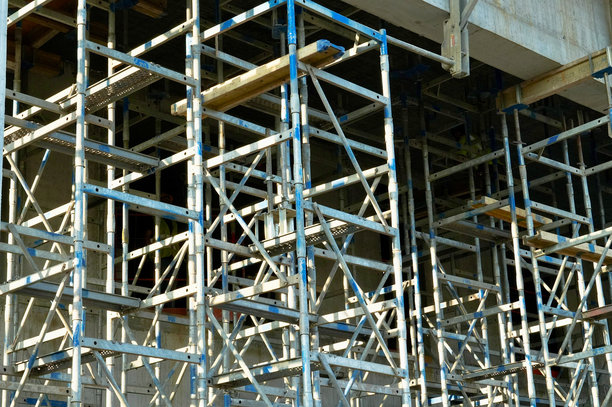 建筑施工中的脚手架，特写照片图片下载