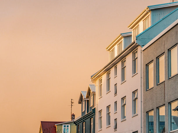 雷克雅未克市中心典型建筑的照片图片下载