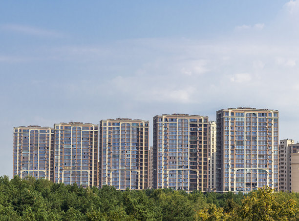 现代城区的实景照片。城市图片下载