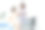 一名护士把一名亚洲老人扶上轮椅，带他去给他在事故中受伤的腿拍x光片。图片下载