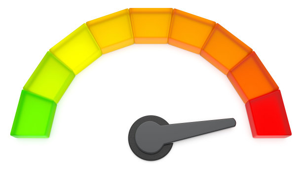 速度计图标信息图，箭头指向高速度状态的红色刻度，性能，指针评级风险等级，仪表，转速表，孤立在白色背景上的3D插图图片下载