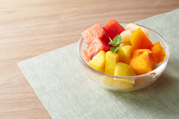 季节性切水果拼盘图片图片下载