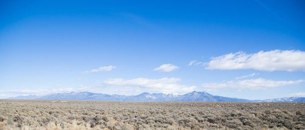 花园图片、浪漫景观、极限运动和热水浴池。图片下载