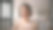 居家女性肖像，休闲的女孩、女士，冷静、严肃的西班牙裔/高加索裔家庭主妇，在家庭厨房里，房主、租客，沉思、认真地思考，转头看向镜头，房屋，信贷，抵押贷款图片下载