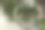 聚焦洪水：用放大镜聚焦进入房屋的水。照片展示了聚焦和保护海洋，以及聚焦洪水和气候变化。图片下载
