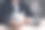 商务人士手持储蓄罐，象征储蓄、投资和财务增长。虚拟屏幕上带有金融图标，寓意财富管理、预算规划、银行服务和未来退休基金。图片下载
