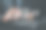 商务人士使用笔记本电脑，配有虚拟清单和文件图标。体现了现代科技中的数字化工作流程、任务管理、生产力和高效项目组织。图片下载