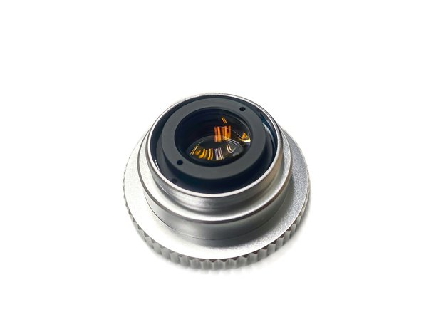 光学实验室工作设备和工具的图片。物镜、相机镜头和传感器光，孤立的概念。图片下载