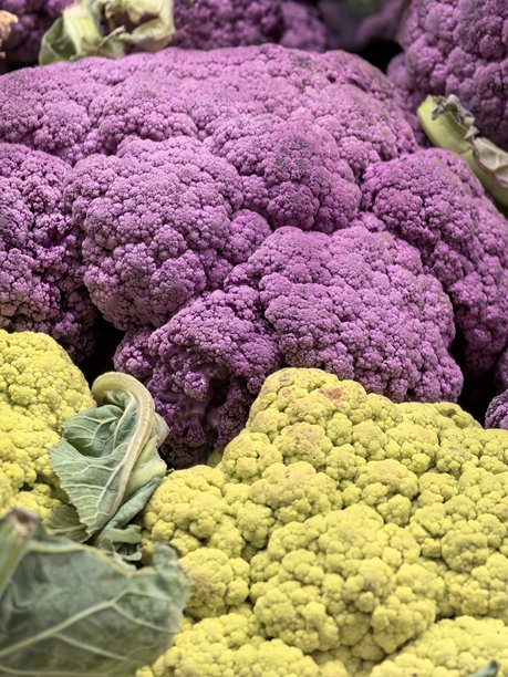 西兰花，卷心菜纹理，西兰花纹理，用作背景，用作屏保，蔬菜，西兰花微距摄影，蔬菜微距摄影，鲜亮的蔬菜，丰收，美丽的蔬菜照片图片下载