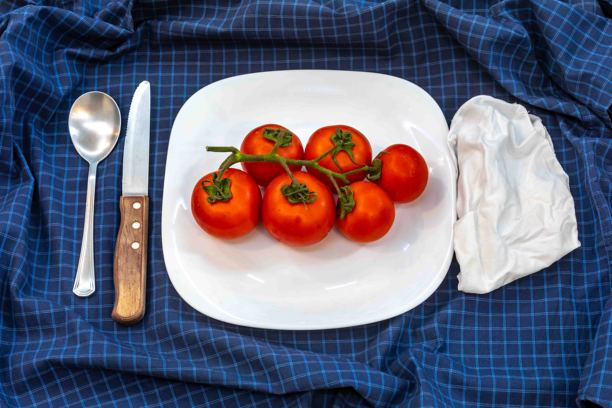 静物水果图片，成熟多汁的热带水果图片下载