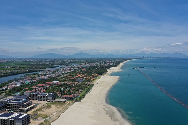 越南海滩的无人机照片图片下载