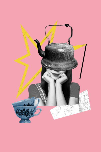 快乐女孩立体拼贴照片竖幅海报横幅，头部是水壶，叠放着饮用卡布奇诺草本饮品的杯子图片下载