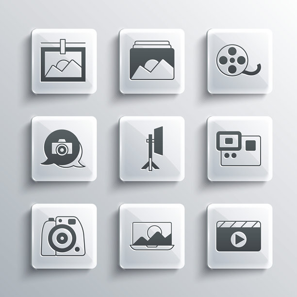 照片修饰、电影场记板、动作极限摄像机、影室灯泡柔光箱、相框和胶卷图标。矢量图图片下载