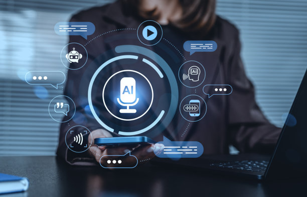 商业环境背景下，现代屏幕上人工智能虚拟助手的数字界面，带有语音识别图标和科技全息图的概念。图片下载