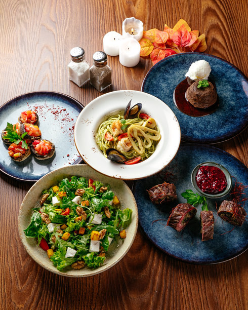 餐厅食物。餐厅菜单。菜单照片图片下载