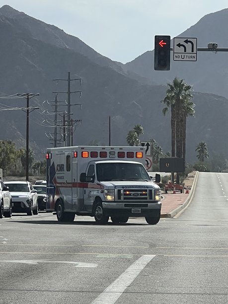 救护车图片下载