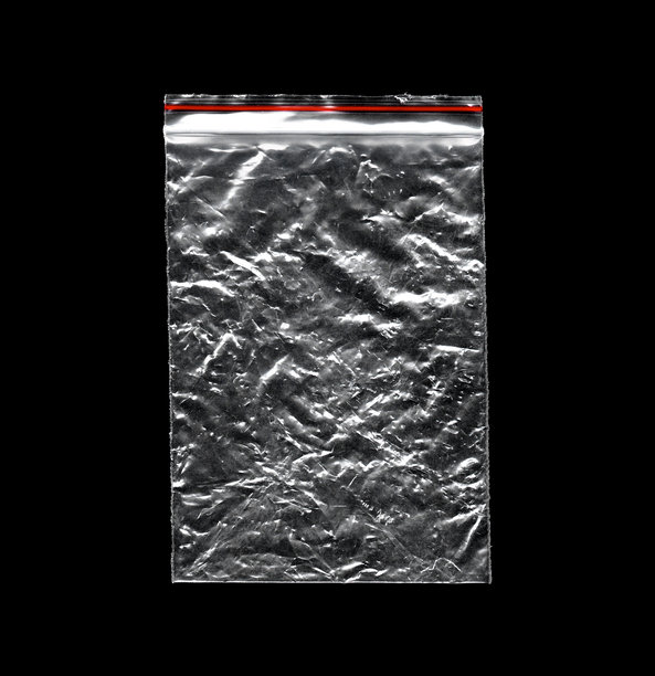 塑料拉链袋，透明褶皱包装袋，设计用于收纳、标记和多用途保护。图片下载