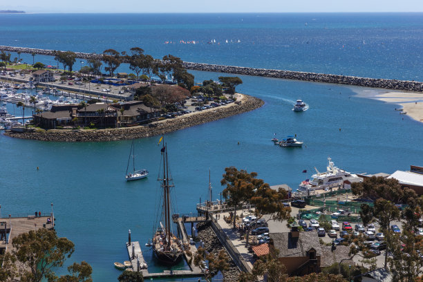 这是南加州 Dana Point 港口一张精美的俯拍照片图片下载