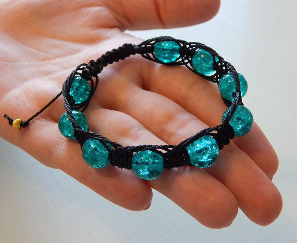 手工绿松石珠子手链戴在手上图片下载