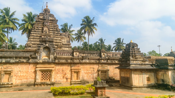 卡纳塔克邦风景优美的海岸风光、自然、建筑和海滩照片图片下载