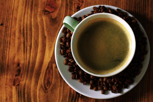 咖啡香气咖啡豆冲泡热咖啡，无人出镜，素材照片图片下载