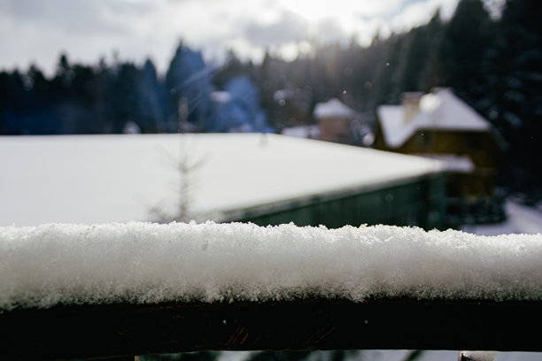 雪花的微距照片，冰冻的水。图片下载