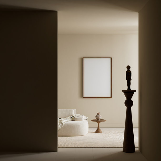 柔和的日光极简主义客厅，配有奶油色低矮沙发、雕塑感木质底座和纹理墙板的 3D 插画图片下载