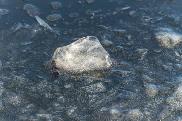 单一的冰块碎片图片下载